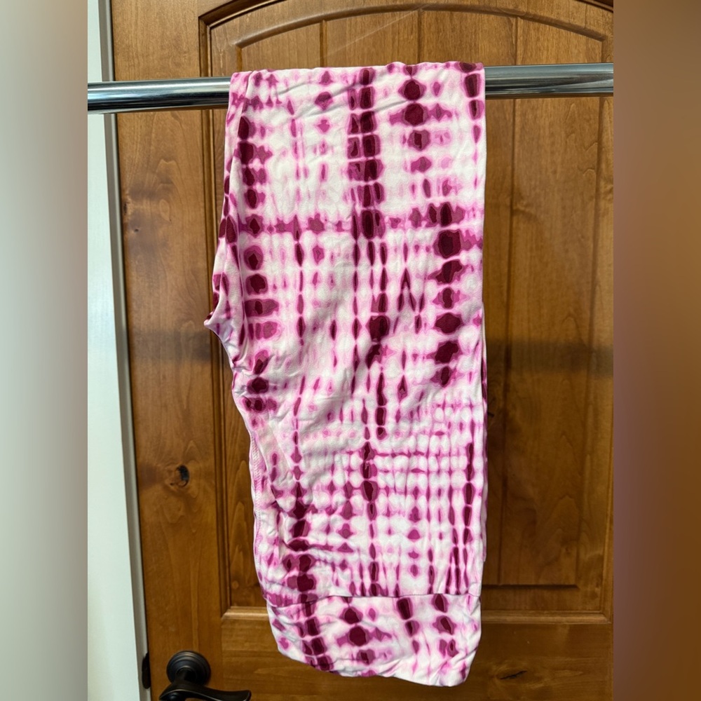 LuLaRoe TC Leggings (Fit Sizes 12-18)